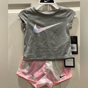 Nike 2 piece short outfit